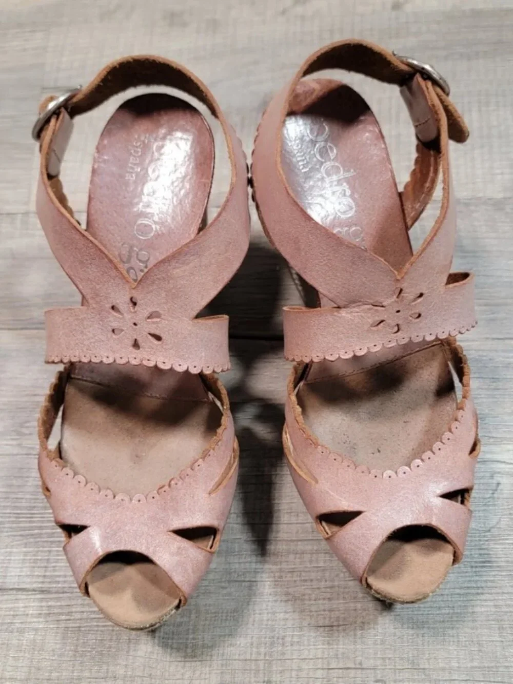 Pedro Garcia Spain Rattan Wedge Sandals Size 38 Pebble Patent Suede Leather